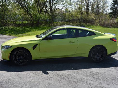 Used 2022 BMW M4 xDrive Competition Coupe AWD/4WD image 5