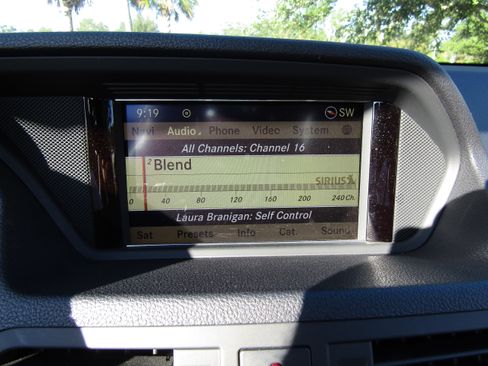 Used 2012 Mercedes-Benz E 350 Sport image 16