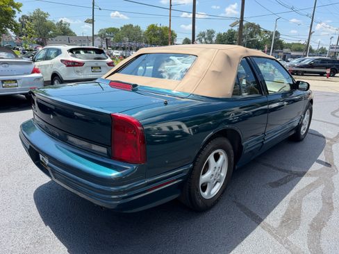 Used 1995 Oldsmobile Cutlass Supreme Convertible FWD image 62