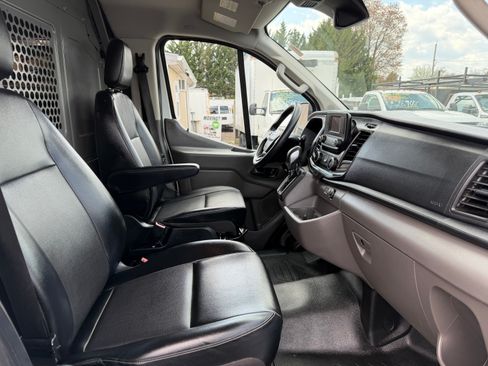 Used 2020 Ford Transit 150 image 19