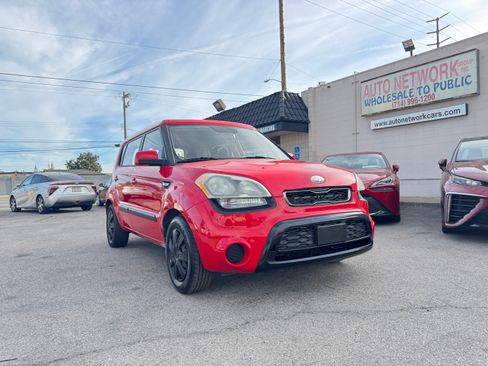Used 2013 Kia Soul image 9