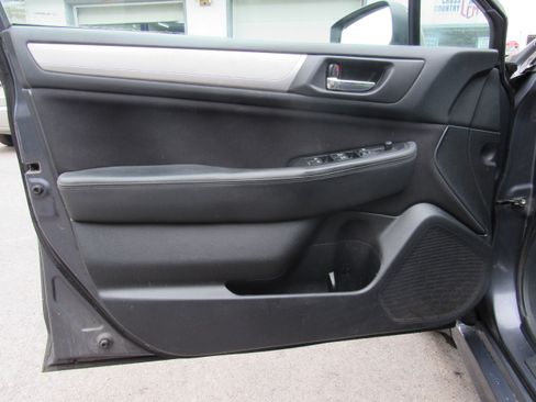 Used 2015 Subaru Legacy 2.5i Premium AWD/4WD image 13