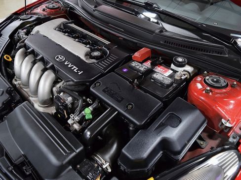 Used 2004 Toyota Celica GT-S FWD image 38