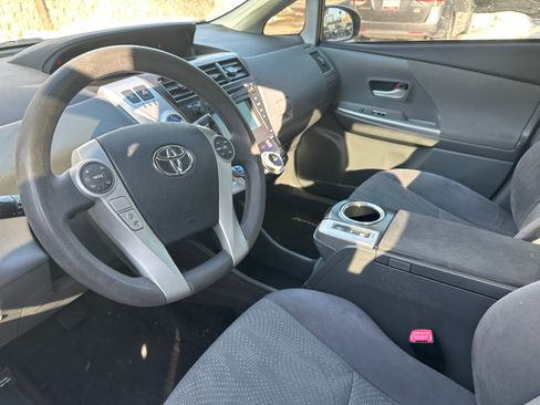 Used 2013 Toyota Prius V Three image 14