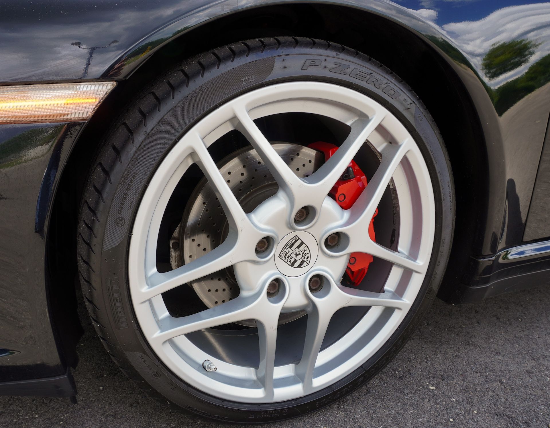 Used 2010 Porsche 911 Coupe AWD/4WD image 16