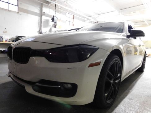 Used 2013 BMW 328i xDrive image 10