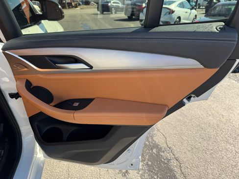 Used 2022 BMW X3 M40i image 24