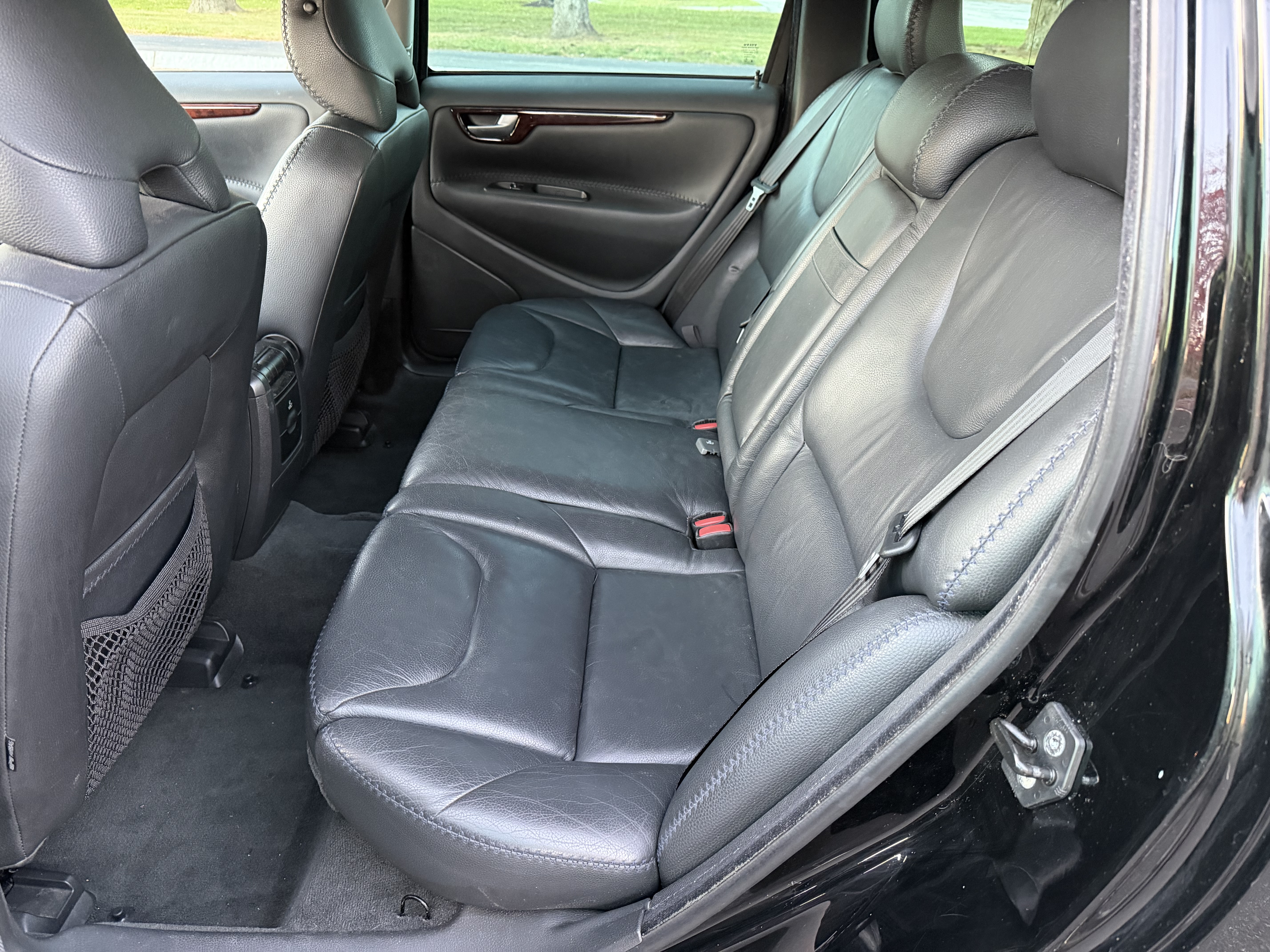 Used 2007 Volvo XC70 w/ Premium Package AWD/4WD image 36