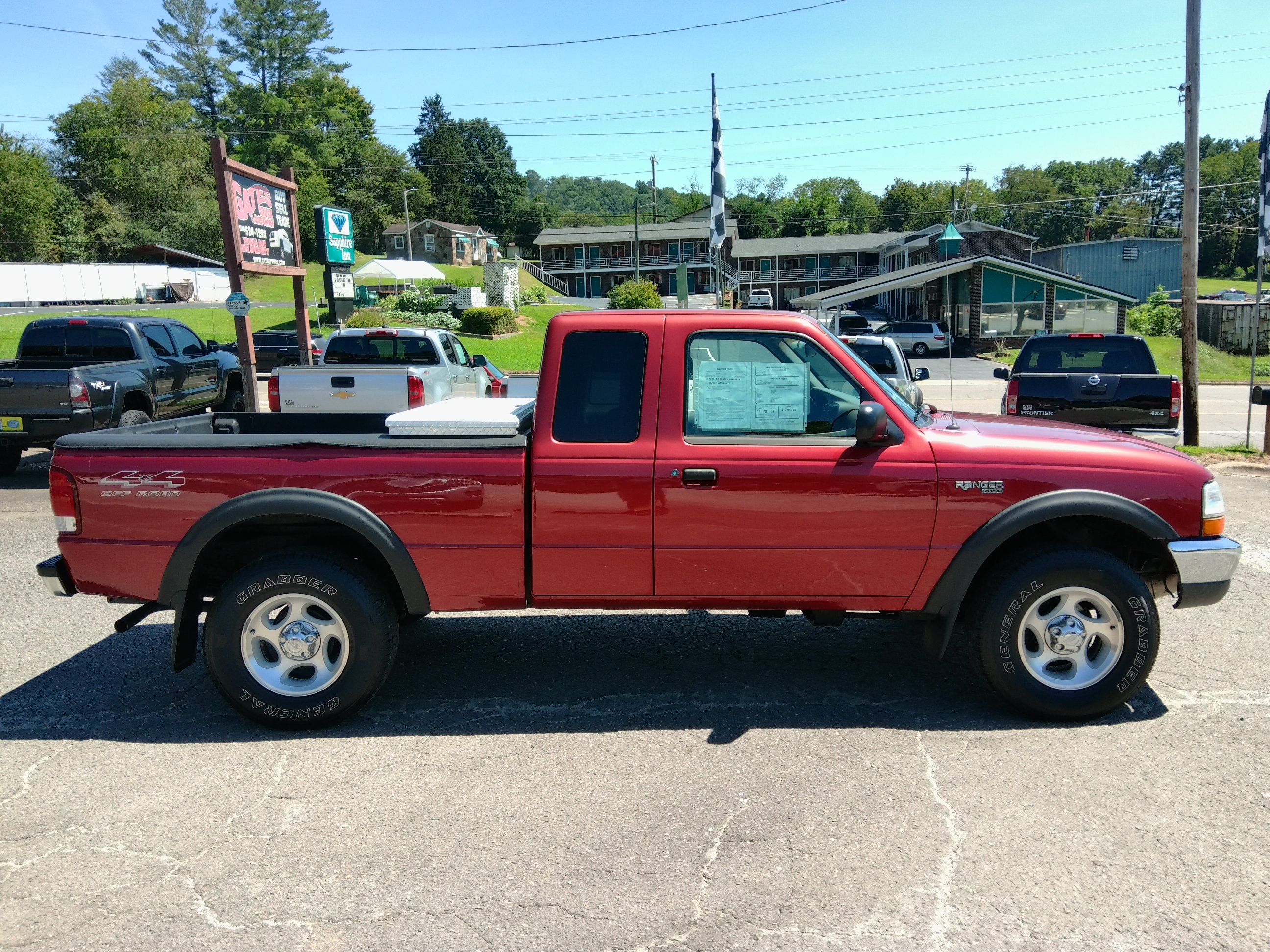 Used 2000 Ford Ranger 4x4 SuperCab XLT image 1