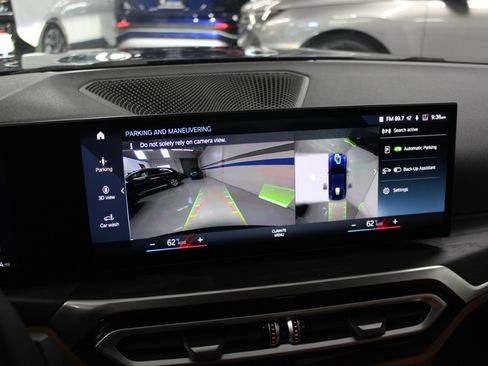 Used 2023 BMW i4 eDrive35 image 22