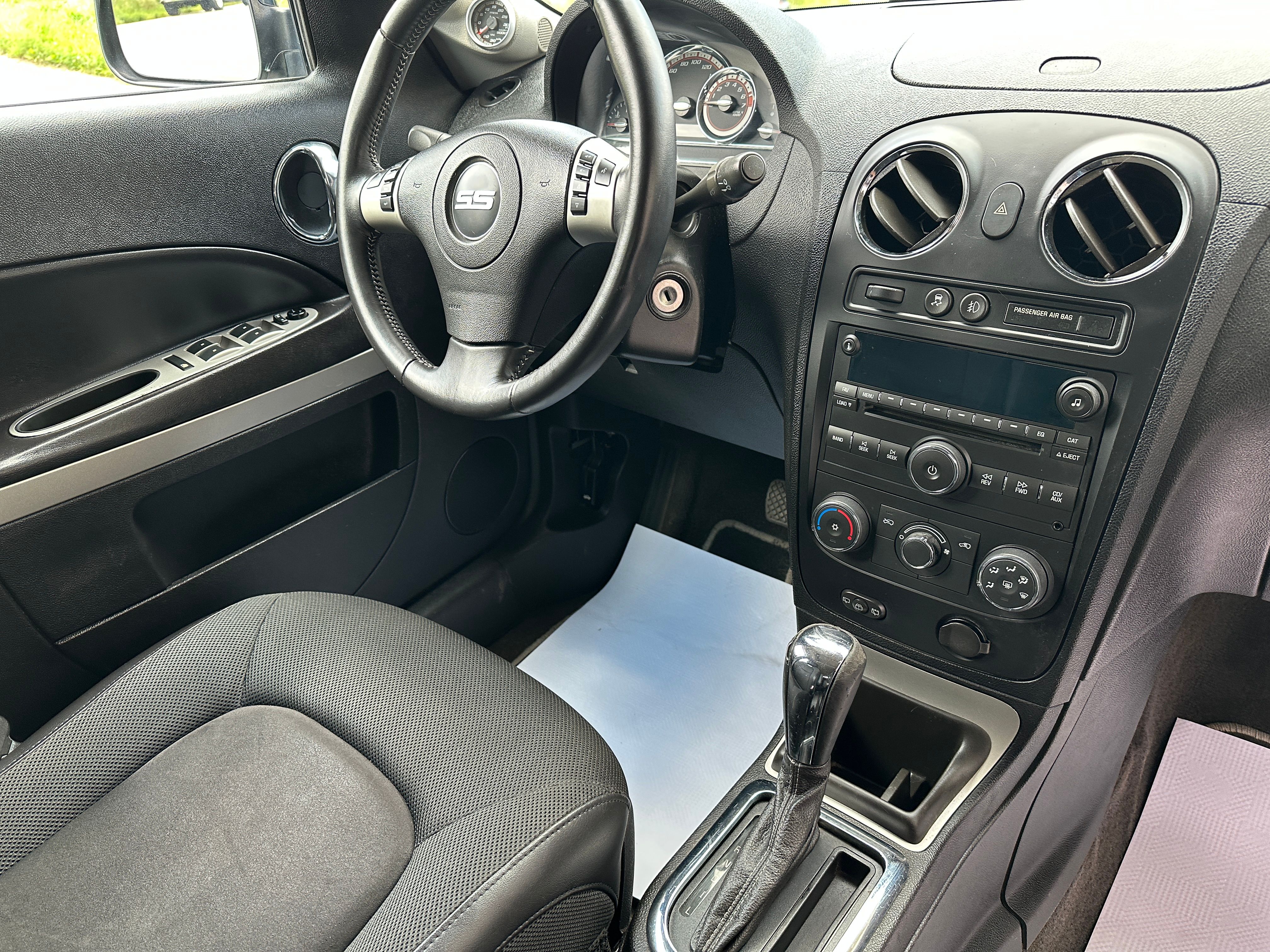 Used 2008 Chevrolet HHR SS FWD image 13