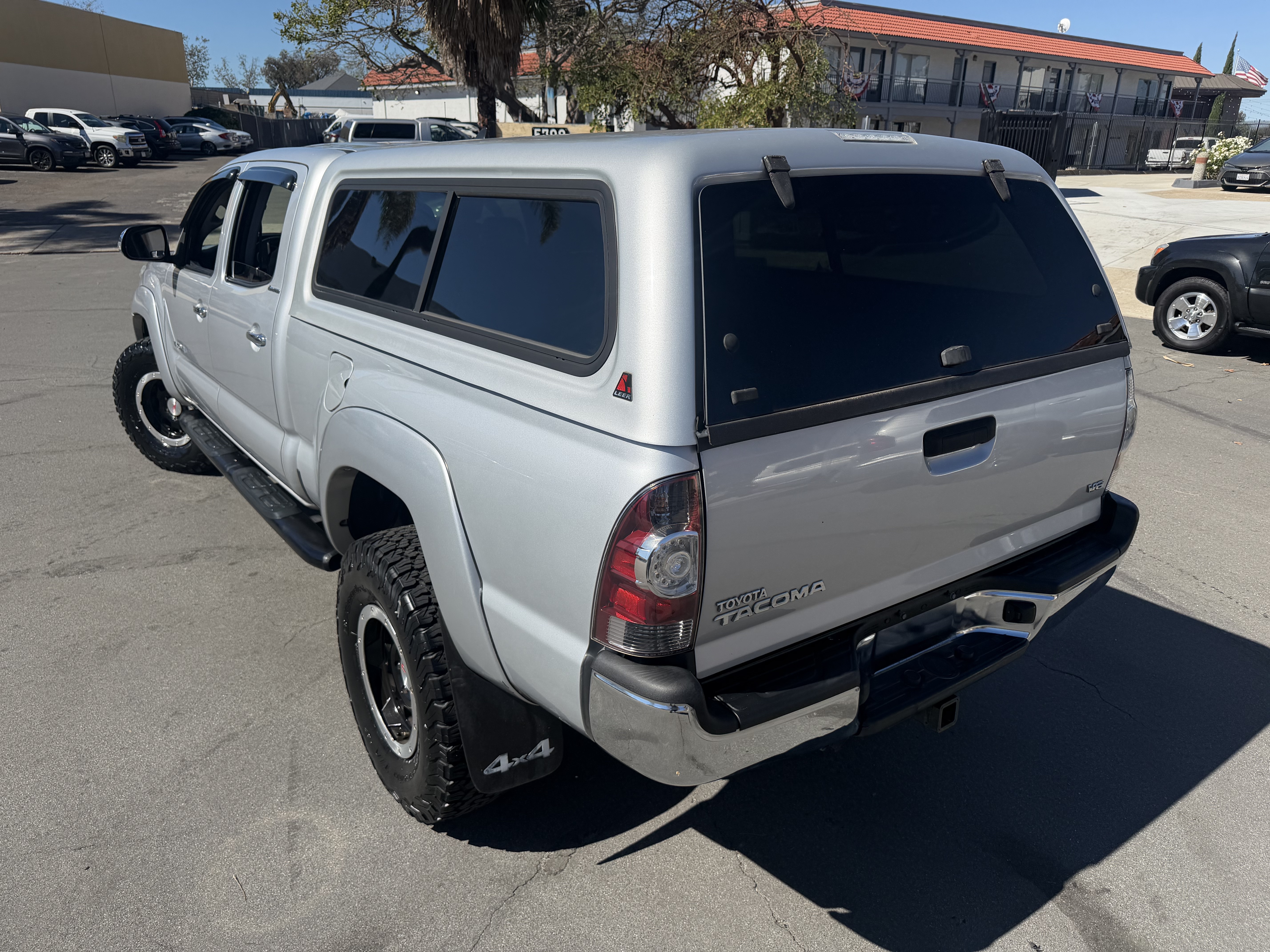 Used 2013 Toyota Tacoma 4x4 Double Cab Limited image 7