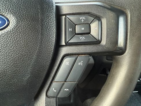 Used 2017 Ford F550 image 11