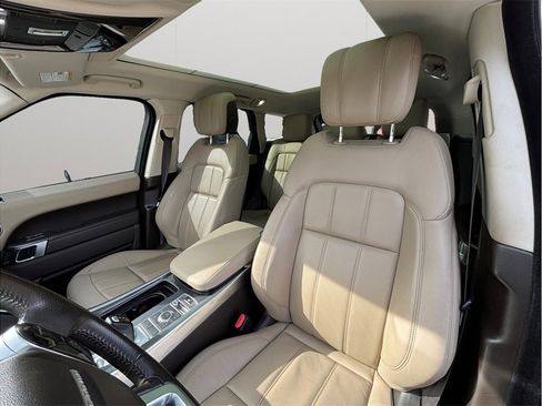 Used 2020 Land Rover Range Rover Sport SE image 20