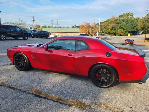 Used 2015 Dodge Challenger R/T Scat Pack image 4