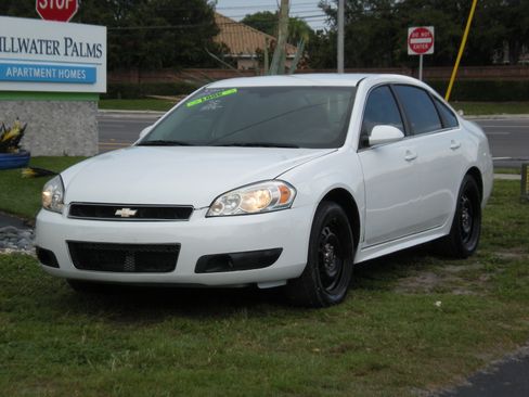 Used 2014 Chevrolet Impala Police FWD image 1