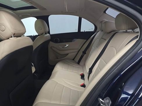 Used 2018 Mercedes-Benz C 300 Sedan image 3