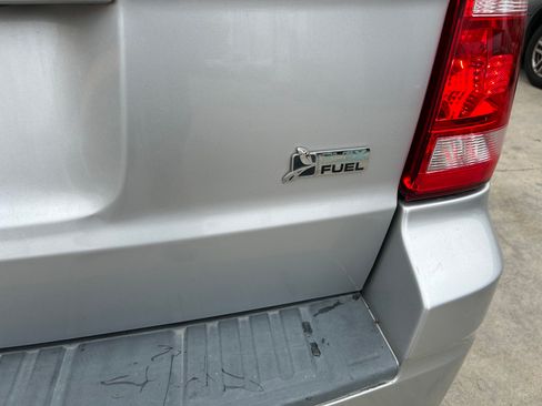 Used 2010 Ford Escape Limited image 8