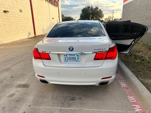 Used 2011 BMW 740Li image 5