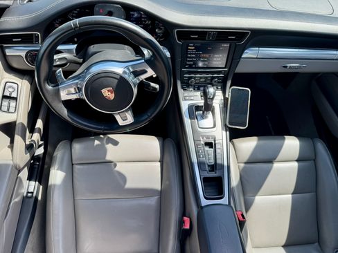 Used 2013 Porsche 911 Carrera S Coupe RWD image 18
