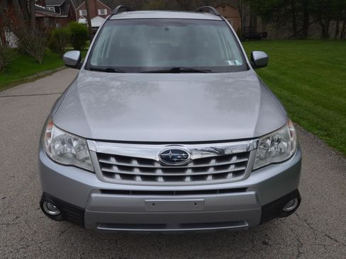 Used 2012 Subaru Forester 2.5X Limited AWD/4WD image 8