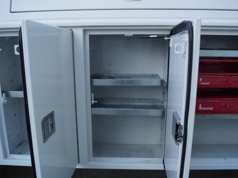 Used 2016 Mercedes-Benz Sprinter 3500 image 27