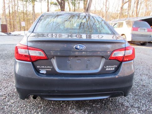 Used 2016 Subaru Legacy 2.5i image 8