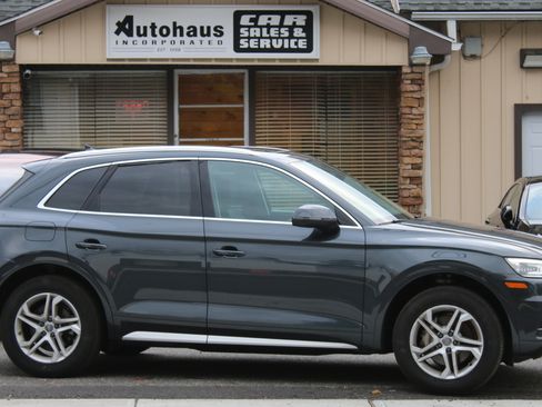 Used 2019 Audi Q5 2.0T Premium image 1