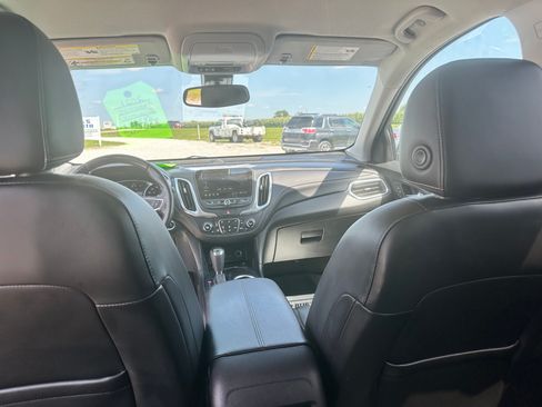 Used 2021 Chevrolet Equinox Premier image 15