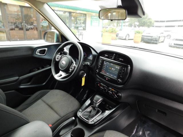 Used 2020 Kia Soul S FWD image 24