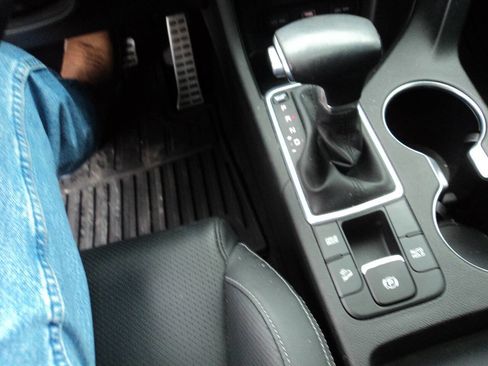 Used 2022 Kia Sportage Nightfall Edition image 13