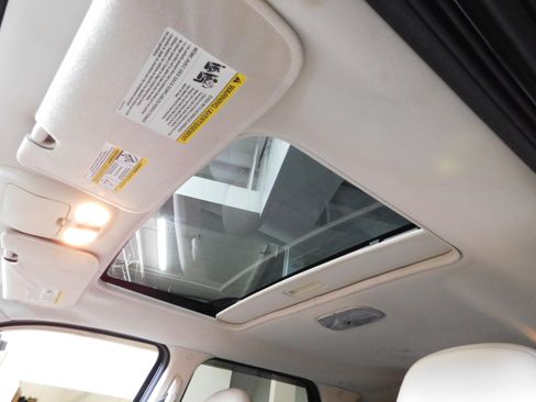 Used 2008 Mercury Mariner Premier image 11