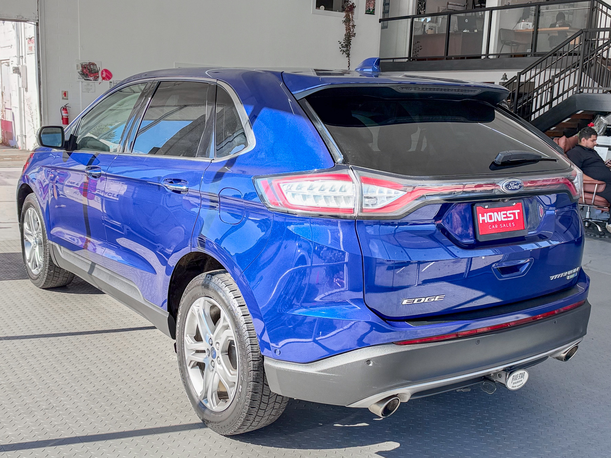 Used 2015 Ford Edge AWD Titanium image 6