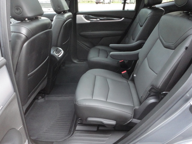 Used 2022 Cadillac XT6 AWD Premium Luxury image 21