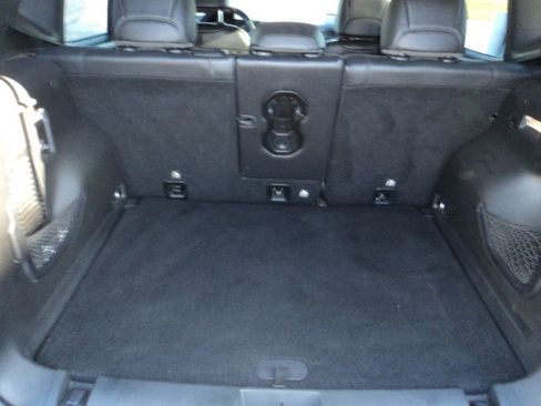 Used 2016 Jeep Renegade Limited image 15