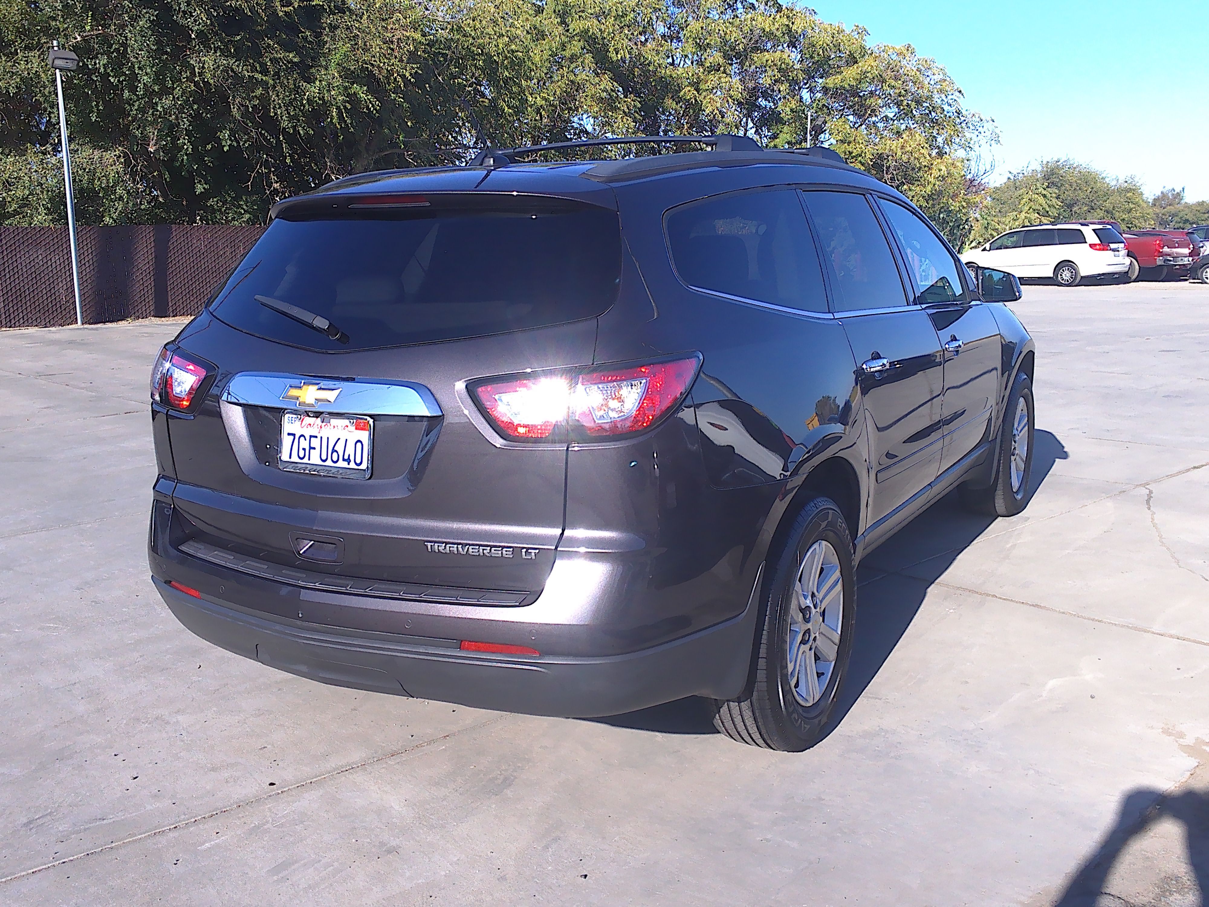 Used 2014 Chevrolet Traverse LT FWD image 4