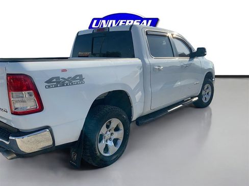 Used 2020 RAM 1500 SLT image 7