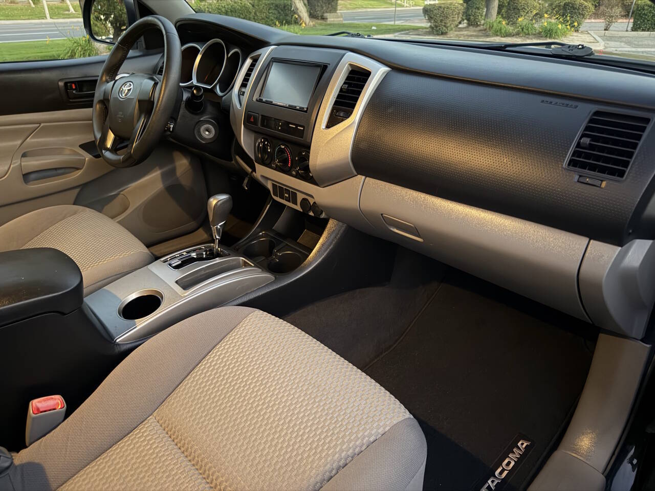 Used 2012 Toyota Tacoma 2WD Access Cab w/ TRD Package image 25