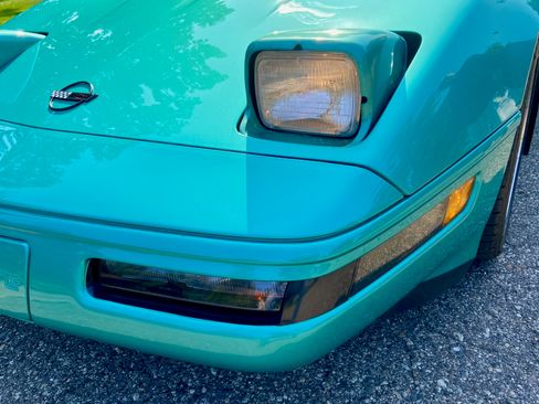 Used 1991 Chevrolet Corvette image 13