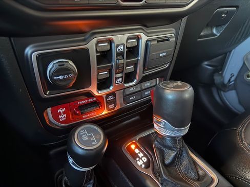 Used 2021 Jeep Wrangler Unlimited Rubicon 392 image 12