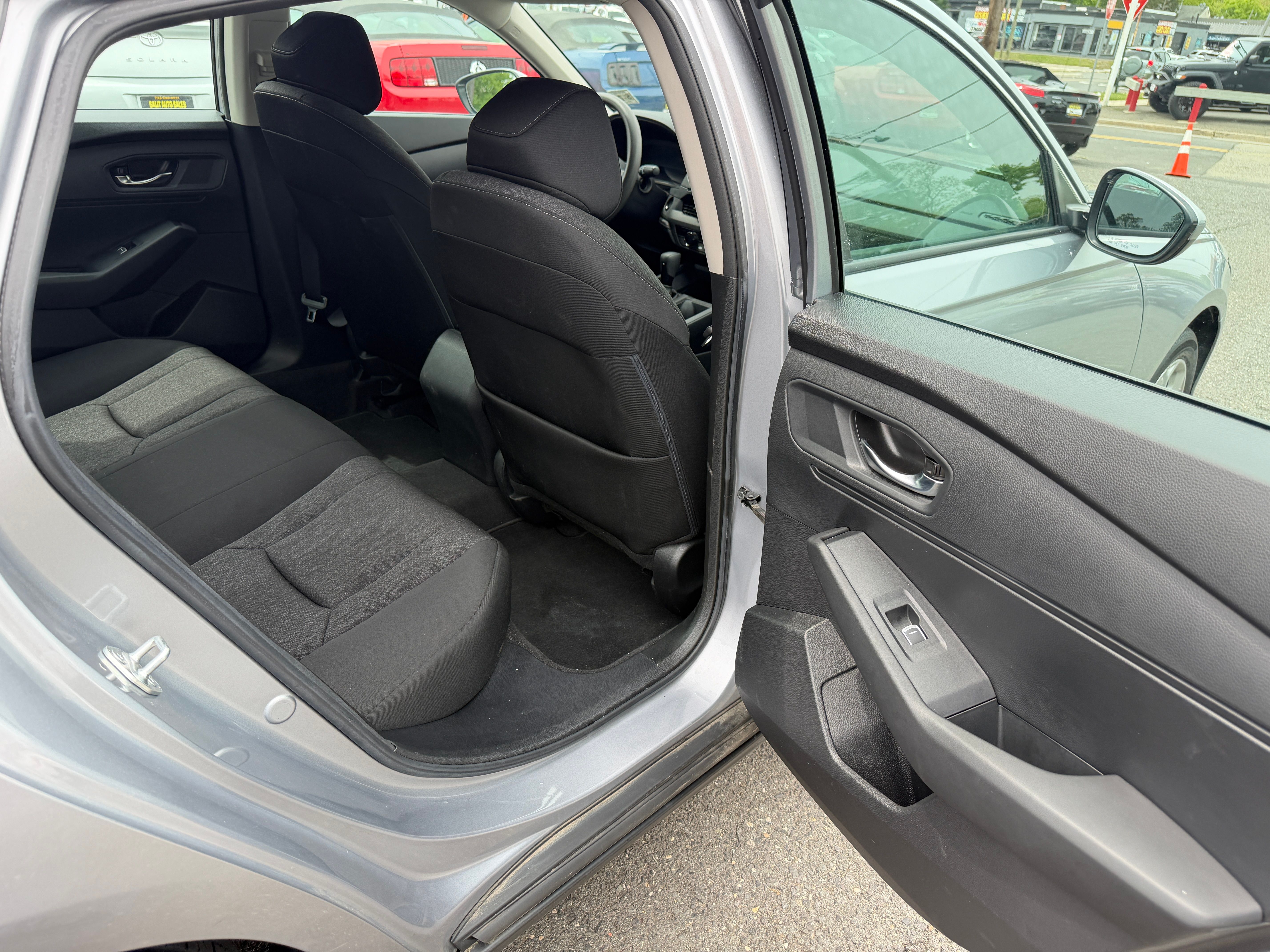 Used 2023 Honda Accord LX image 19