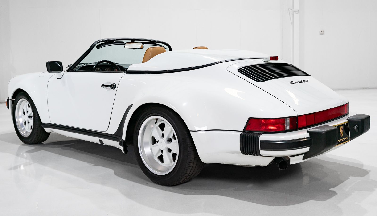 Used 1989 Porsche 911 Speedster RWD image 10