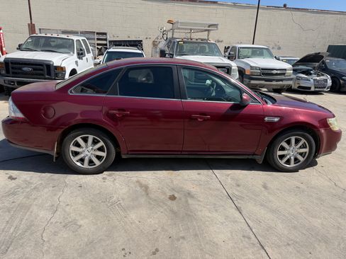 Used 2008 Ford Taurus SEL FWD image 8