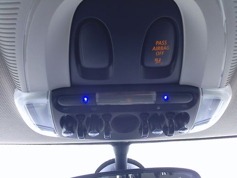 Used 2017 MINI Cooper Clubman image 34