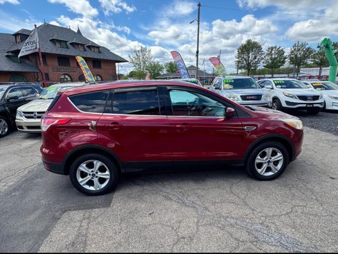 Used 2014 Ford Escape 4WD SE image 3