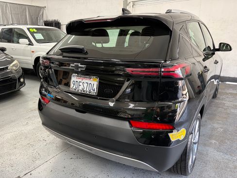 Used 2022 Chevrolet Bolt EUV LT FWD image 7