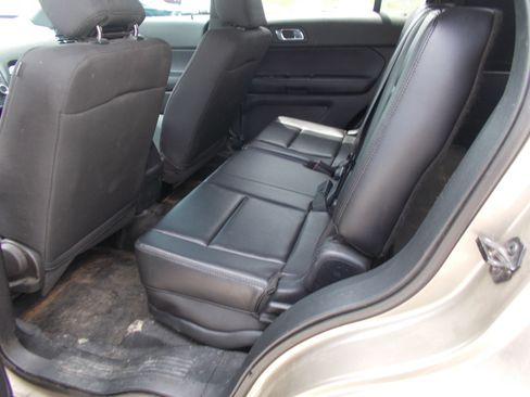 Used 2017 Ford Explorer 4WD Police Interceptor image 9