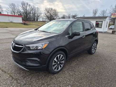 Used 2021 Buick Encore Preferred image 1