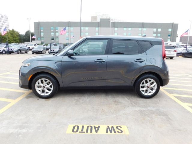 Used 2020 Kia Soul S FWD image 5