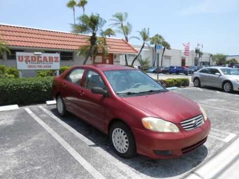 Used 2004 Toyota Corolla CE Sedan 4D FWD image 6